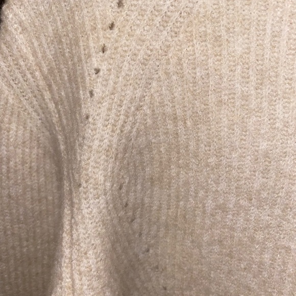 Topshop Camel turtle neck Sweater, ribbed Color Ivory , 0-2, NWOT - Picture 6 of 11
